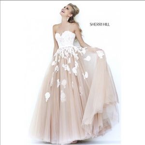Sadie's Prom Dress Line
